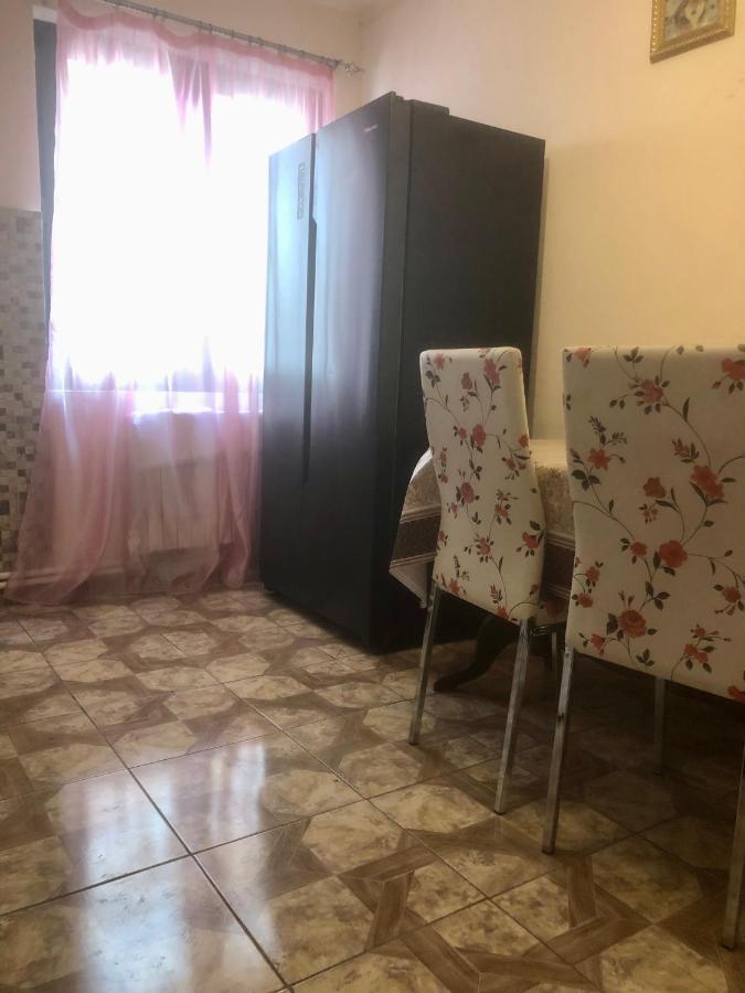 Villa Next To Victory Park Ереван Экстерьер фото