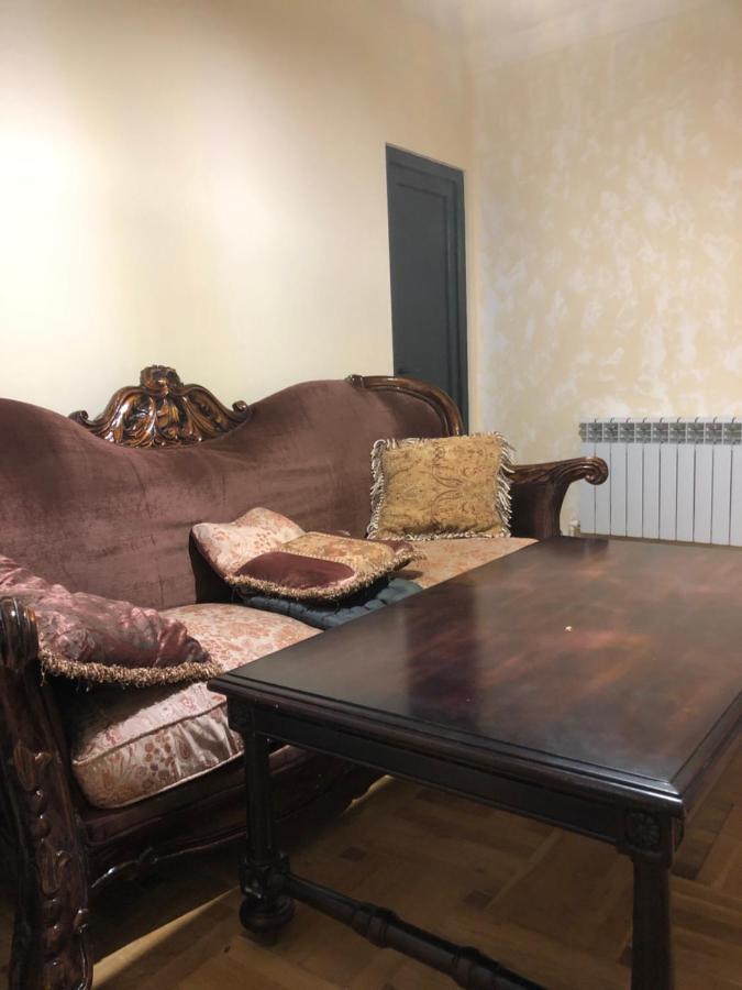 Villa Next To Victory Park Ереван Экстерьер фото